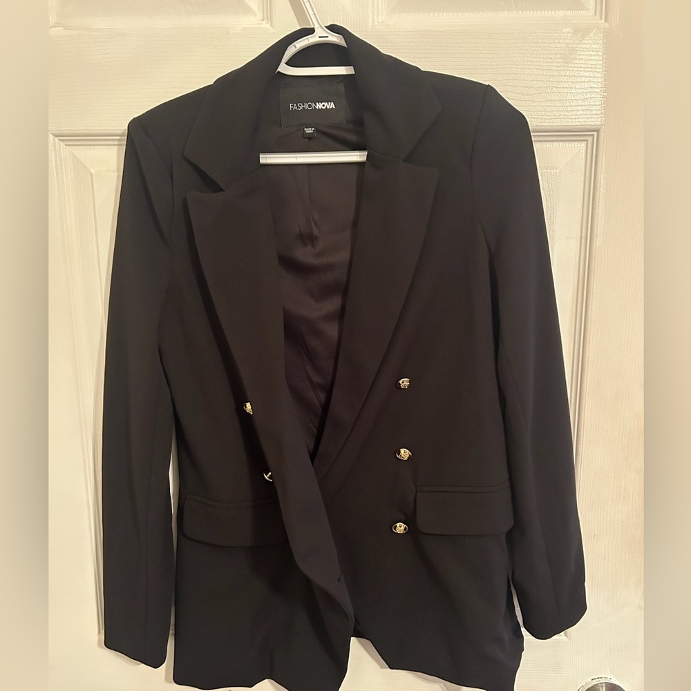 Black Slim Fit Women’s Suit